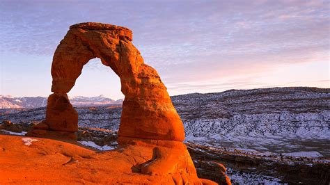 Arches National Park: 2 people die after falling while hiking