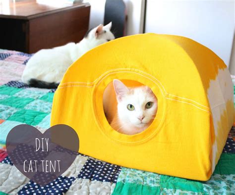 Simple DIY Cat Bed Tutorial + 10 MORE Cat DIYs to Make TODAY!