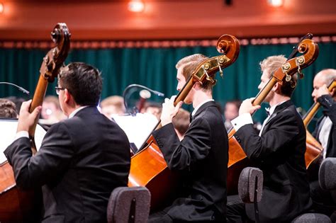 [Cello players at the UNT College of Music Gala] - UNT Digital Library