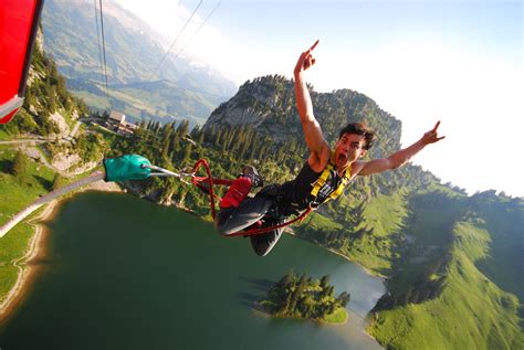 Bungy jumping - Best outdoor activities, Interlaken, Switzerland