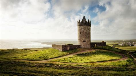 2560x1440 Doonagore Castle Ireland 1440P Resolution Wallpaper, HD ...