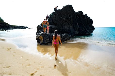 11 Best Cliff Jumping Spots On Oahu, Hawaii