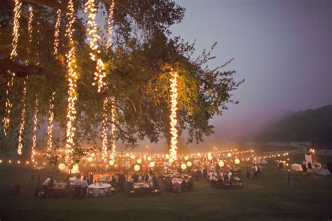 14 Illuminating Lighting Ideas (for Weddings!) ~ Page 13 of 15 ~ Oh My Veil-all things wedding ...