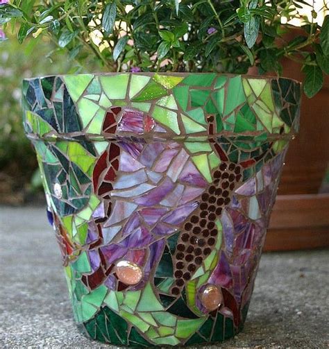 17 Best images about Broken glass on Pinterest | Mosaic pots, Mosaics ...