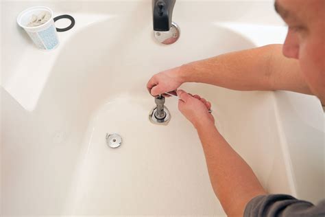 How to Replace a Bathtub Drain in a Mobile Home
