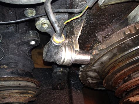 Troubleshooting a crankshaft position sensor - Hagerty Media