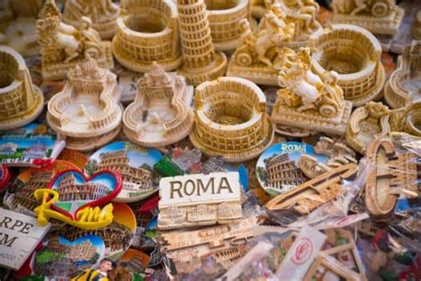 Rome Souvenirs: 10 Things to Buy - christineabroad.com