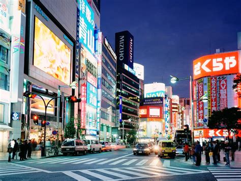 tokyo-japan-attraction-what-to-see-travel-guide - TheBuzzQueen.com