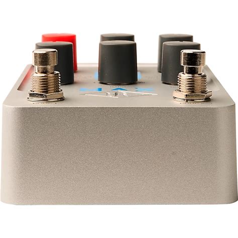 Universal Audio UAFX Max Preamp & Dual Compressor Effects Pedal White ...