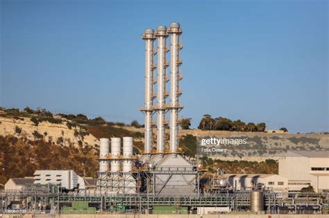 Liquefied Natural Gas Power Plant System Lng Facility High-Res Stock ...