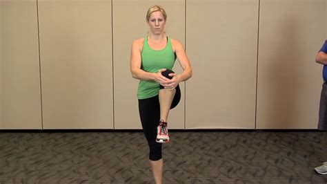 Dynamic Warmup Exercises | How to perform Knee to Chest Stretch - YouTube