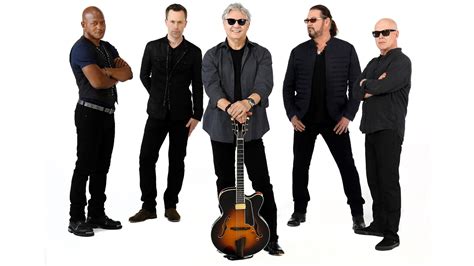 WiseGuys Presale Passwords: Steve Miller Bands show in Bethel, NY Jul ...