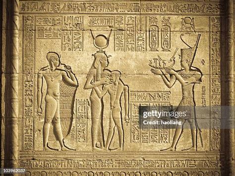 585 Isis In Hieroglyphics Stock Photos, High-Res Pictures, and Images ...