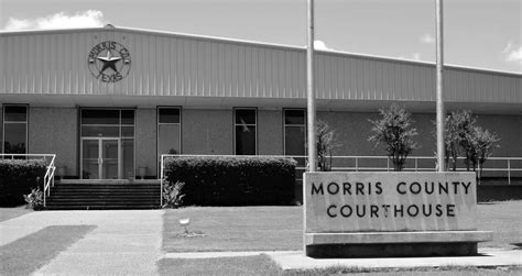 215 Morris County - 254 Texas Courthouses