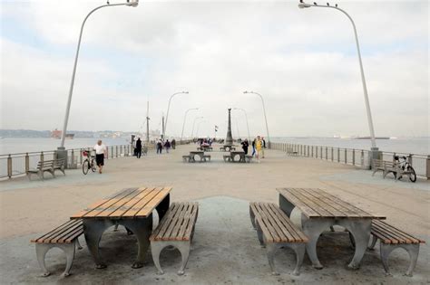 American Veterans Memorial Pier : NYC Parks