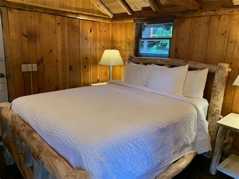 Room Rates & Details | Stehekin Lodge