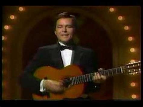 Jim Stafford Sings Spiders & Snakes Branson, MO - YouTube