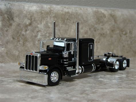 DCP 1/64 Black Flattop Peterbilt Semi Truck Farm Toy for Sale ...