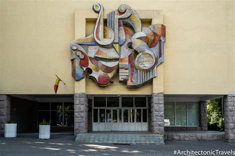 Soviet architecture in Chisinau, Moldova - Alternative travel guide