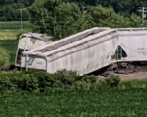 Sheriff: Officials investigate cause of Kansas train derailment