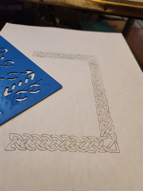 Knotwork border drawing template - 4 strand by Reed Bowman | Download ...