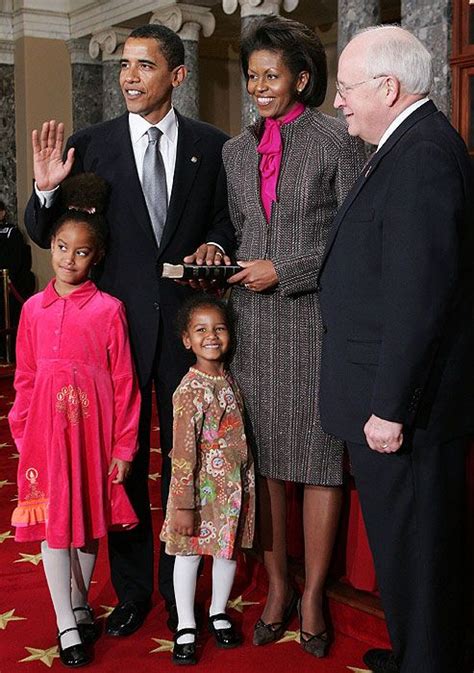 Barack Obama and wife Michelle celebrate 20 years of marriage - Photo 1