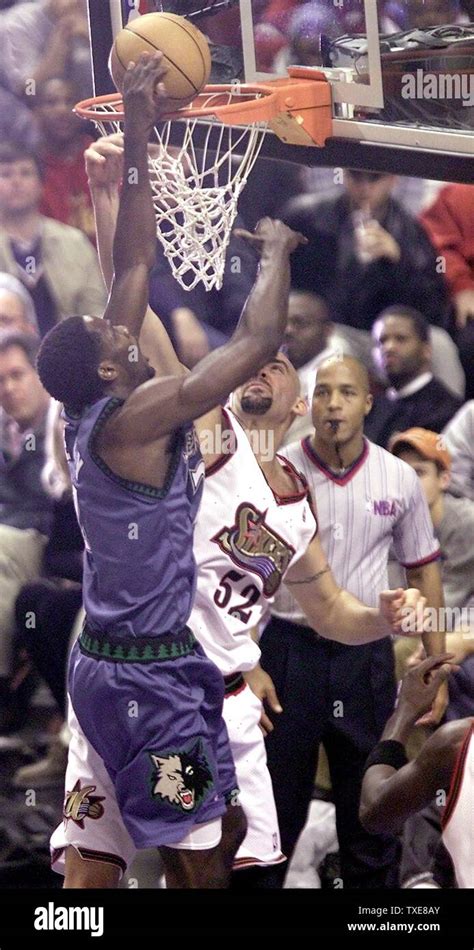 Bobby jackson nba hi-res stock photography and images - Alamy