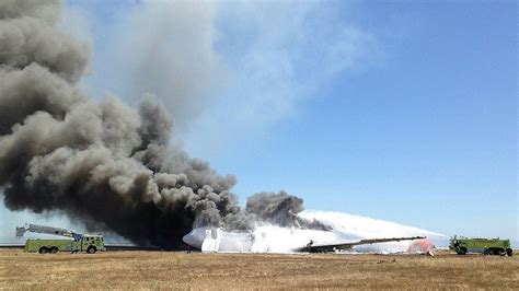 Crash of a Boeing 777-28E in San Francisco: 3 killed | Bureau of ...