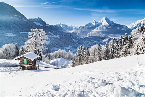 Ski Resorts in the French Alps - French Alps skiing Guide