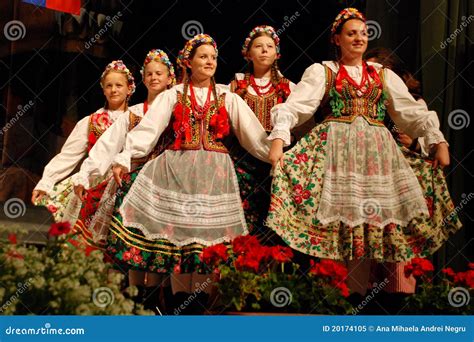 Polish Folk Dancers At A Festival Editorial Image - Image: 20174105