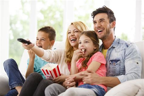 12 Ways to Entertain Your Kids While You're Staying Home - The GigSalad Community