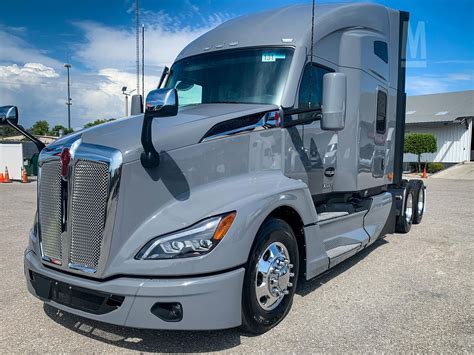 2024 KENWORTH T680 For Sale In Fort Lauderdale, Florida | MarketBook.gt