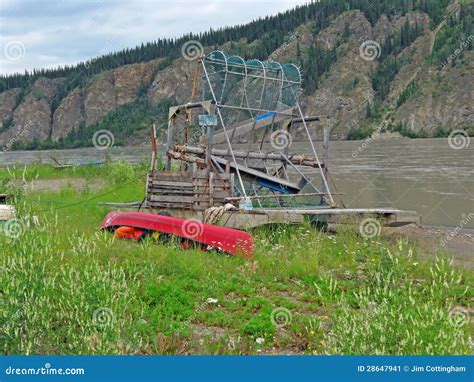 Fish Wheel on the Yukon River Stock Image - Image of float, nations ...