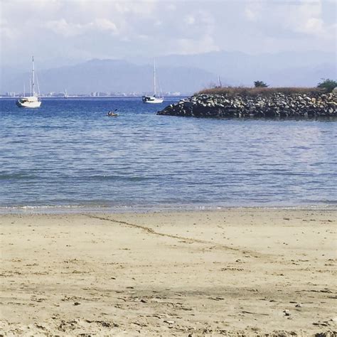 Beaches in La Cruz are calm and quiet. | Beach, Puerto vallarta, Vallarta