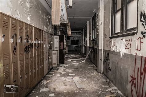 Hallway of lockers | Abandoned, Photography, Photo