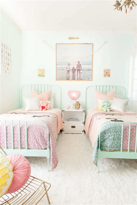 10 Pretty Pastel Girls Rooms - Tinyme Blog | Shared girls room, Pastel girls room, Kids shared ...