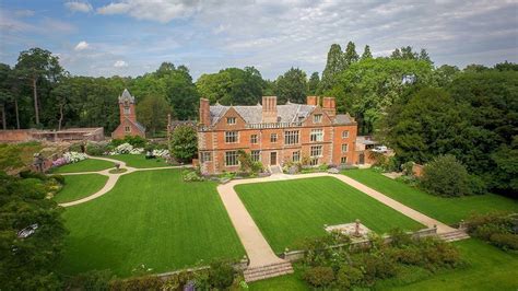 Visit Dorfold Hall | A Charming Country House Estate in Cheshire