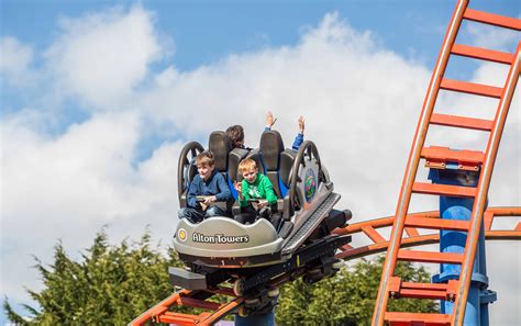 Spinball Whizzer | Theme Park Ride at Alton Towers Resort