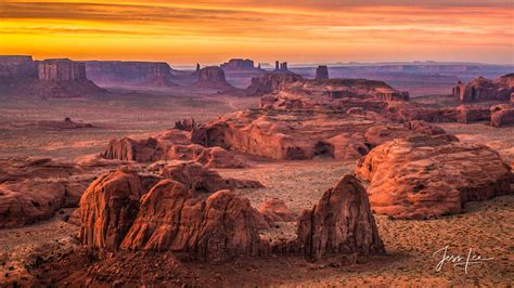 Hunts Mesa Sunset | Monument Valley | USA | Photos by Jess Lee