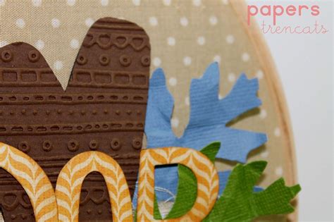 Papers Trencats: Sizzix: Bastidor otoñal