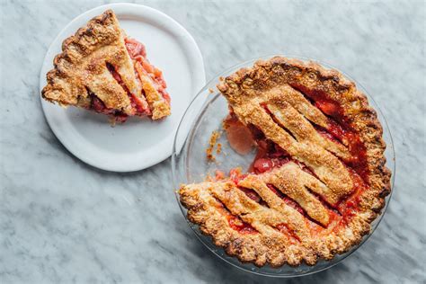 The Case for the Deep Dish Pie Dish | Bon Appétit