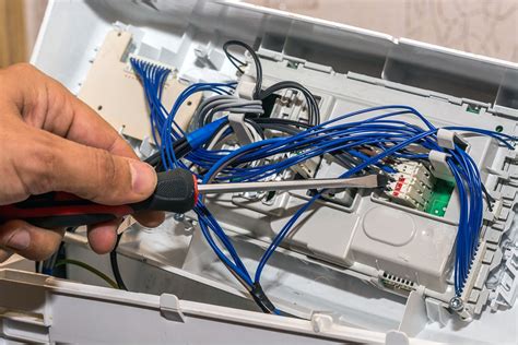 Prepare for Troubleshooting: 4 Common Machine Repair Needs - Global Electronic Services