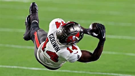 Tampa Bay Buccaneers, Chris Godwin Not Expected to Reach Long-Term Deal - Tampa Bay Buccaneers ...