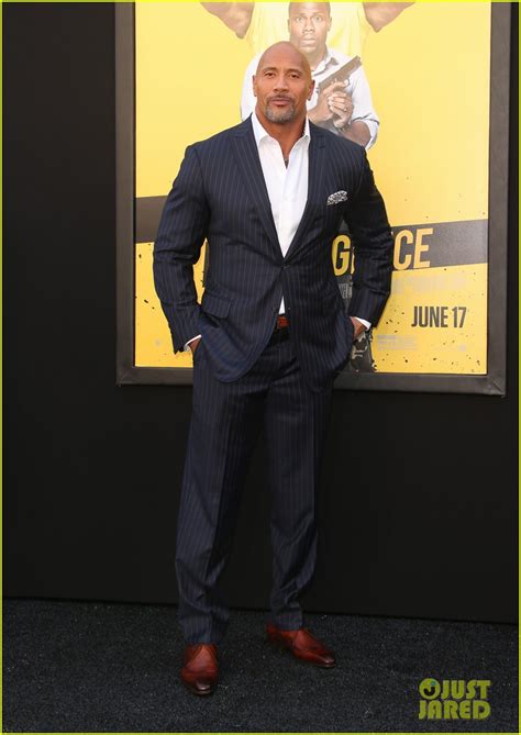 Dwayne Johnson & Kevin Hart Premiere 'Central Intelligence': Photo ...