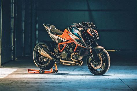 KTM Unveils Limited Edition 1290 Super Duke RR - webBikeWorld