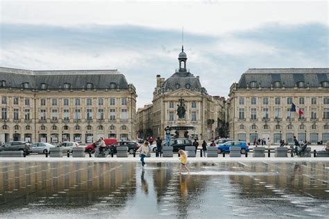 1 Dead in Botulism Outbreak Traced to Bar in France - The New York Times