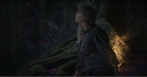 See All the Outfits in Taylor Swift's "Willow" Music Video | POPSUGAR Fashion UK Photo 12