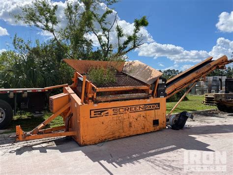 Ez Screen 1200XL Portable Screen Plant in Tampa, Florida, United States (IronPlanet Item #8223346)