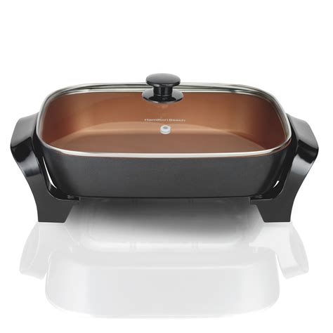 Deep Dish Ceramic Skillet - 38528R | HamiltonBeach.com