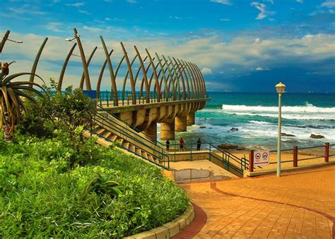 Visit Umhlanga Rocks in South Africa | Audley Travel